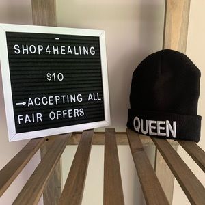 Queen Beanie ✵ Rave Wonderland